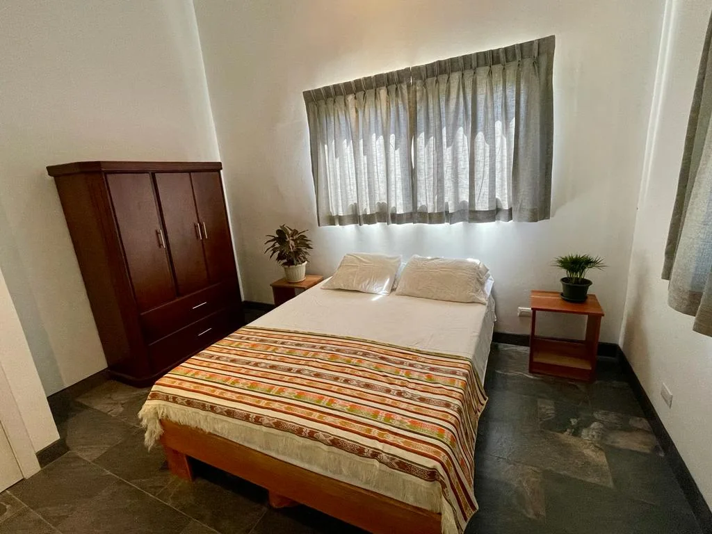 Habitación 2 con cama matrimonial